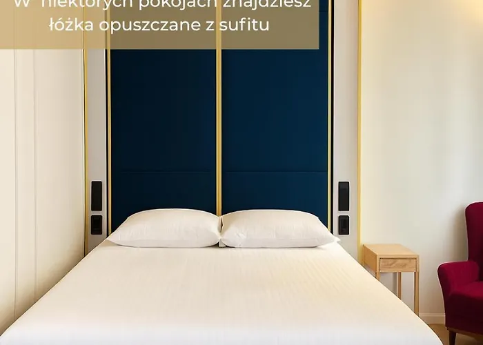 Golden Queen Hotel 4*