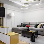 Golden Queen Отель
